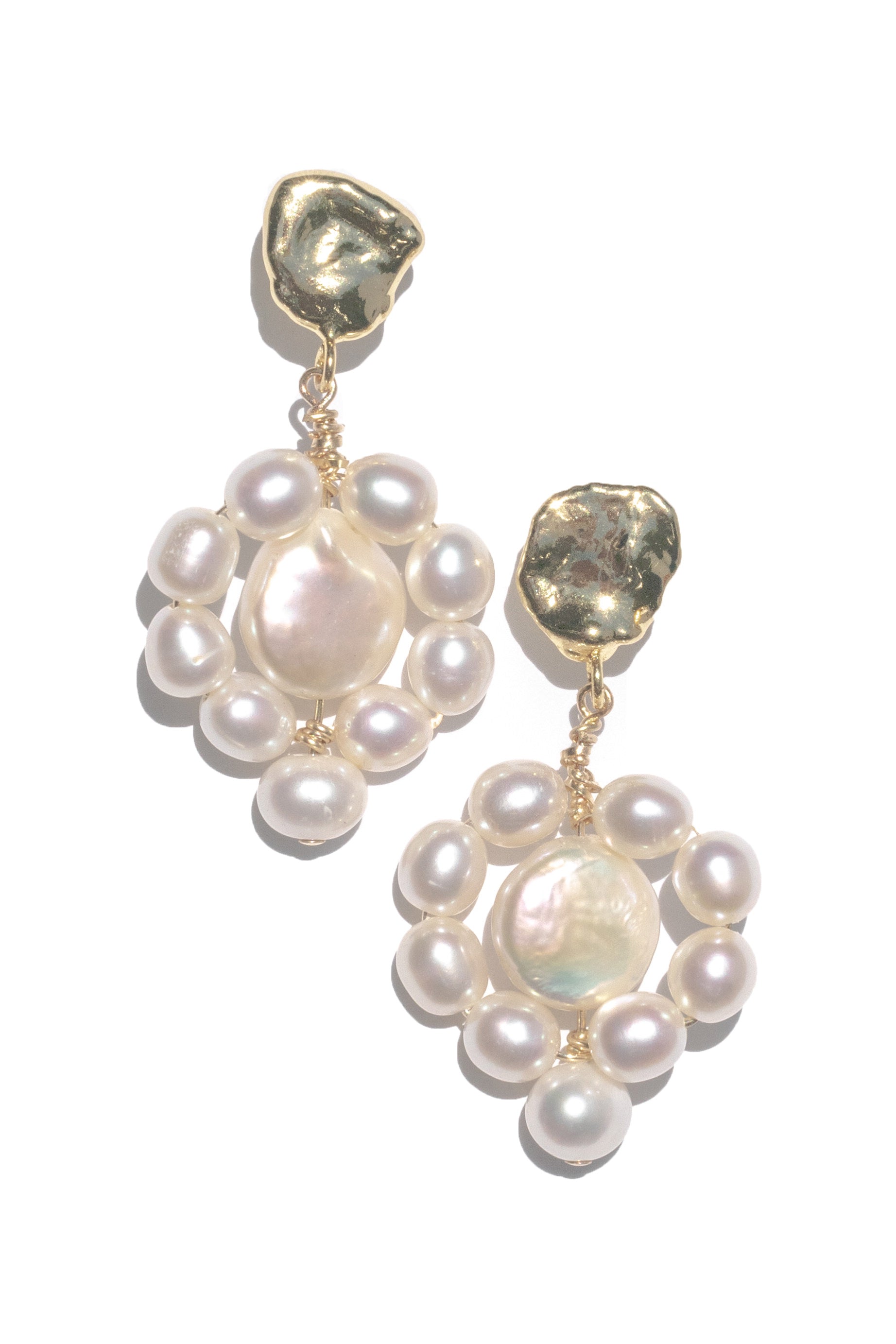 Versailles Earrings main image 0