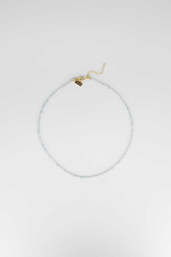 Dainty aquamarine necklace